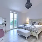 Вілла Ardiletta By Interhome Пореч