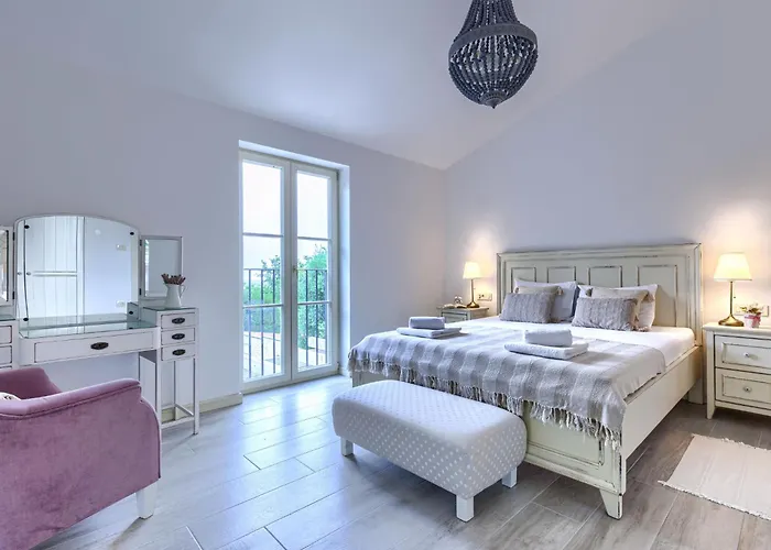 Villa Ardiletta By Interhome Poreč