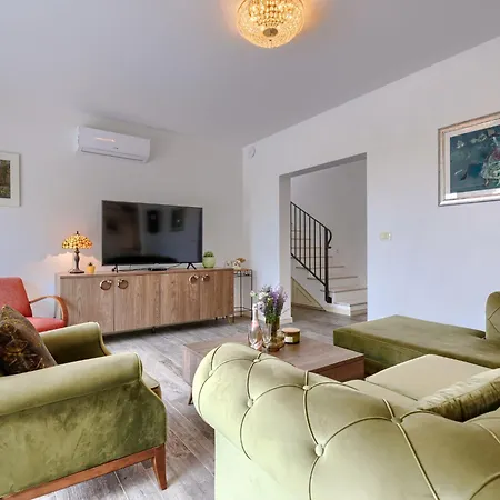 Ardiletta By Interhome Villa Porec