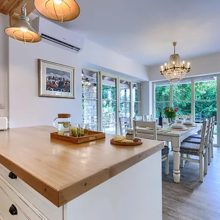 Ardiletta By Interhome * بوريتش