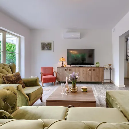 Ardiletta By Interhome