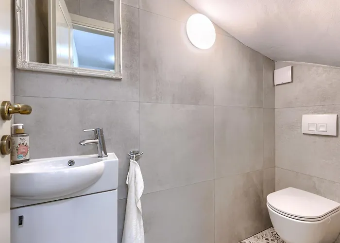 Ardiletta By Interhome Poreč