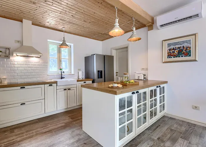 Ardiletta By Interhome * Poreč