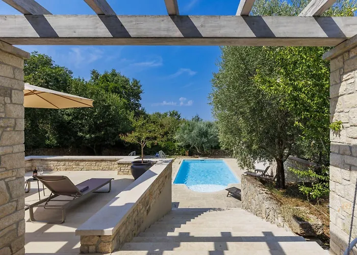 Villa Ardiletta By Interhome